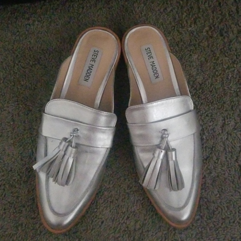 Steve Madden Silver mules